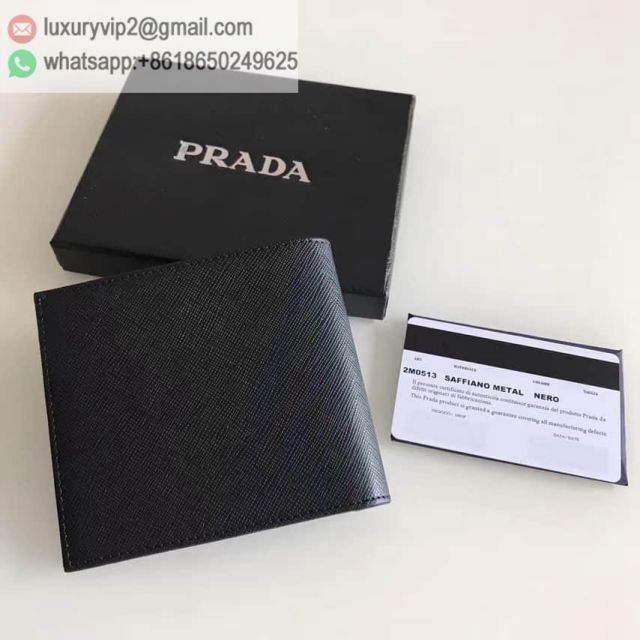 luxury deals: prada outlet