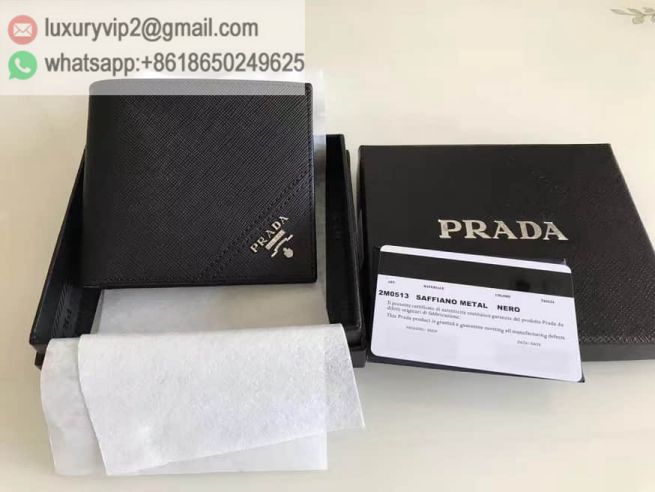 luxury deals: prada outlet