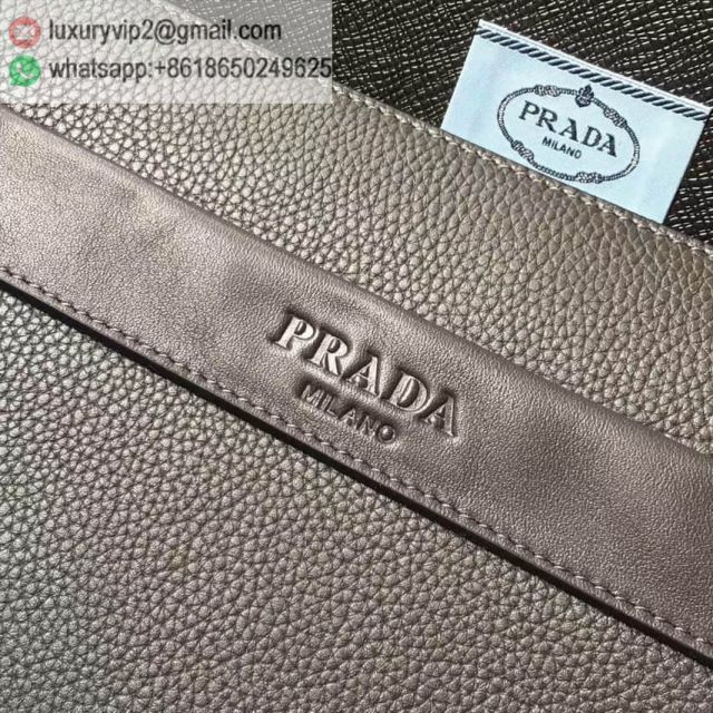 luxury deals: prada outlet