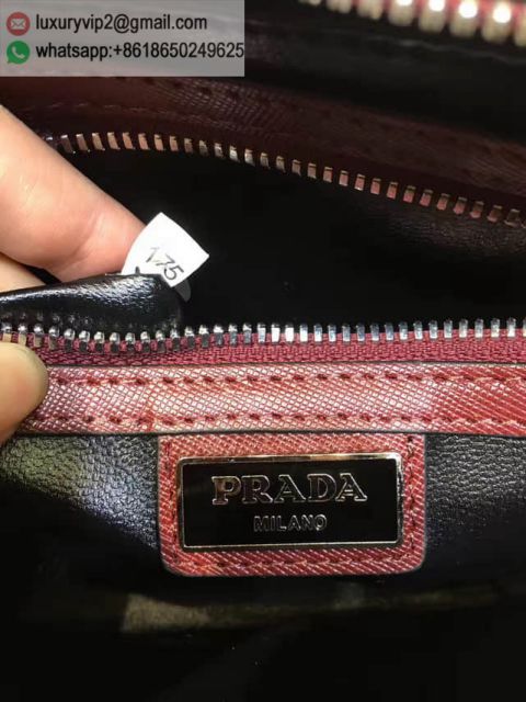 luxury deals: prada outlet