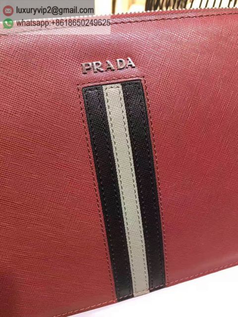 luxury deals: prada outlet