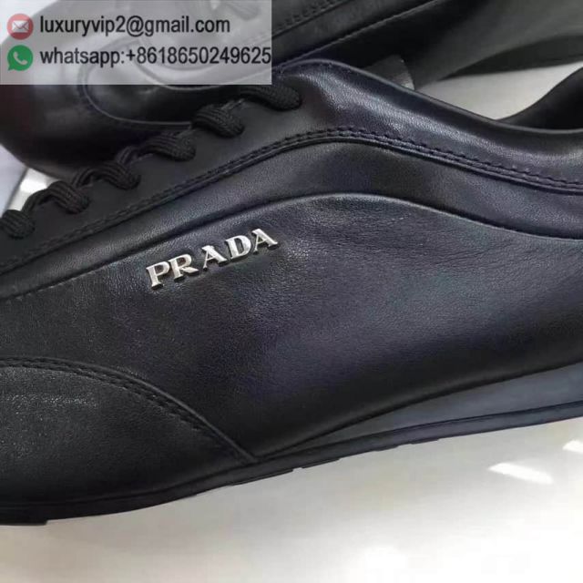 luxury deals: prada outlet