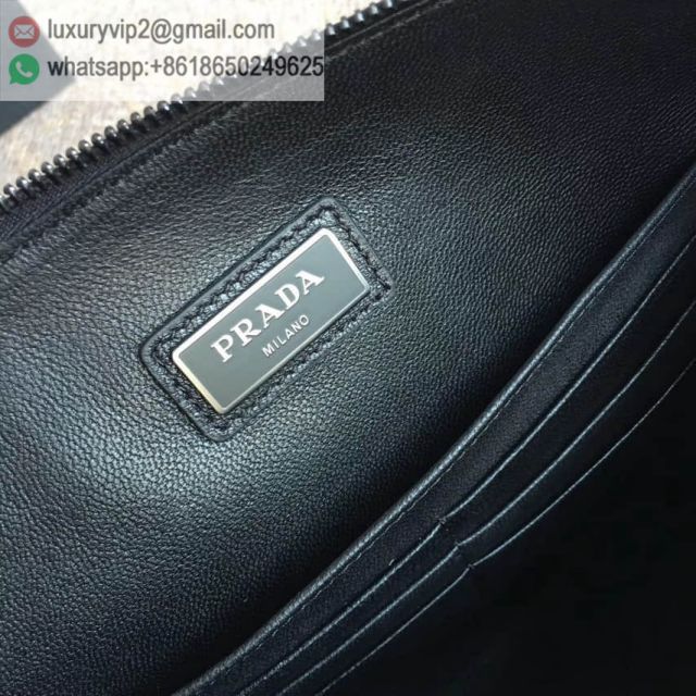 luxury deals: prada outlet