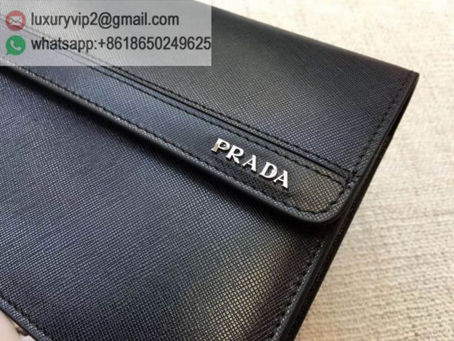 luxury deals: prada outlet