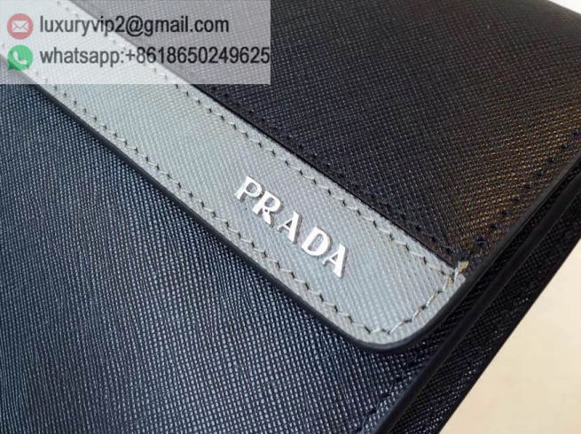 luxury deals: prada outlet