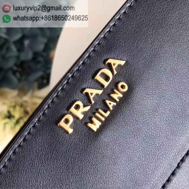 luxury deals: prada outlet