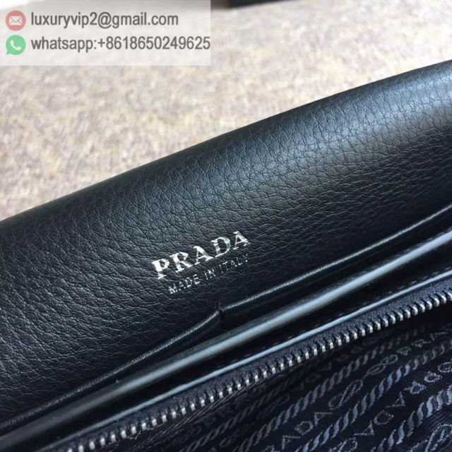 luxury deals: prada outlet