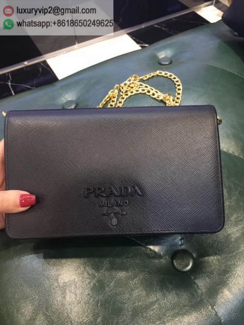 luxury deals: prada outlet