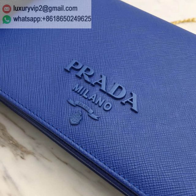 luxury deals: prada outlet