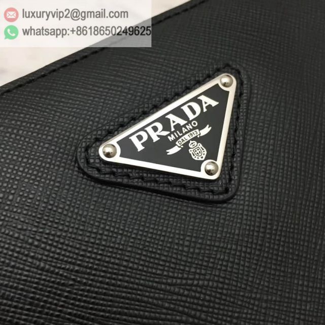 luxury deals: prada outlet