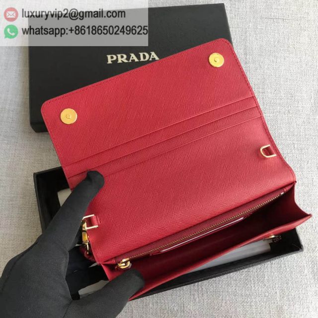 luxury deals: prada outlet