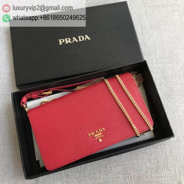 luxury deals: prada outlet