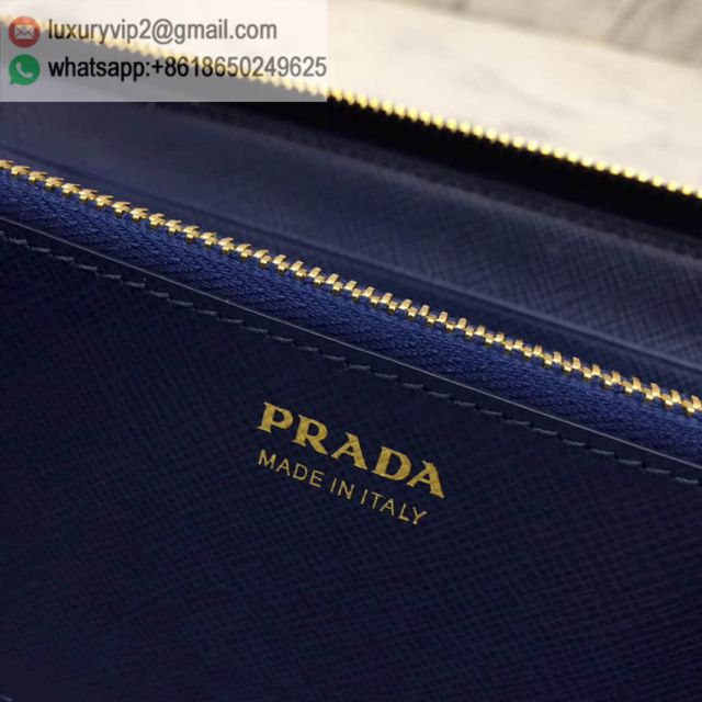 luxury deals: prada outlet