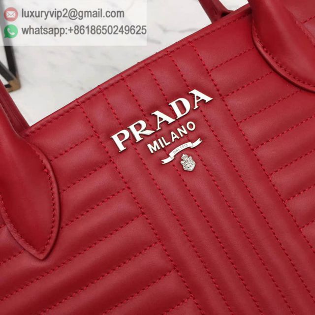 luxury deals: prada outlet