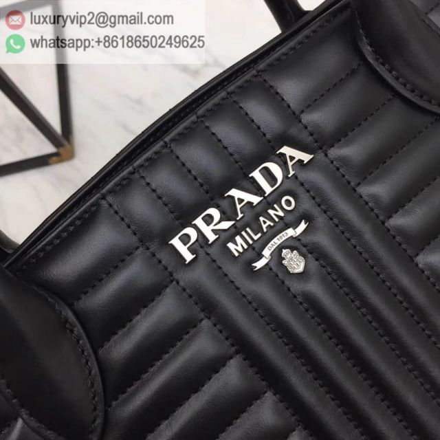 luxury deals: prada outlet