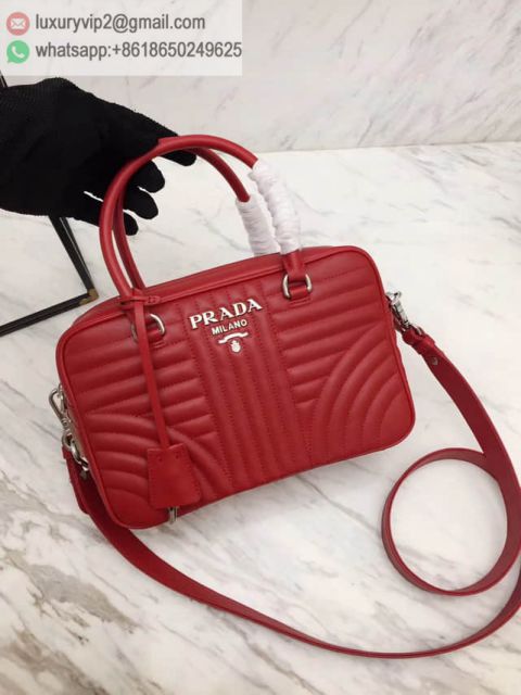 luxury deals: prada outlet