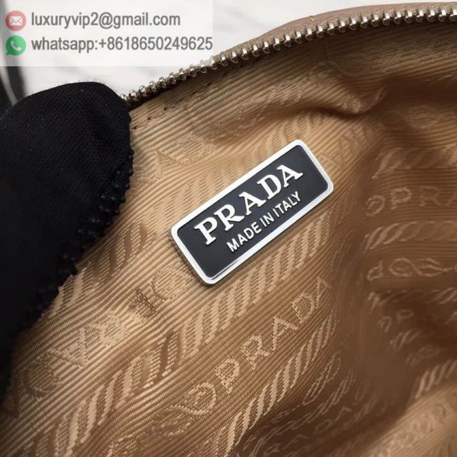 luxury deals: prada outlet