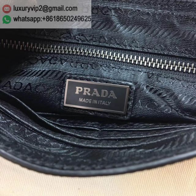 luxury deals: prada outlet