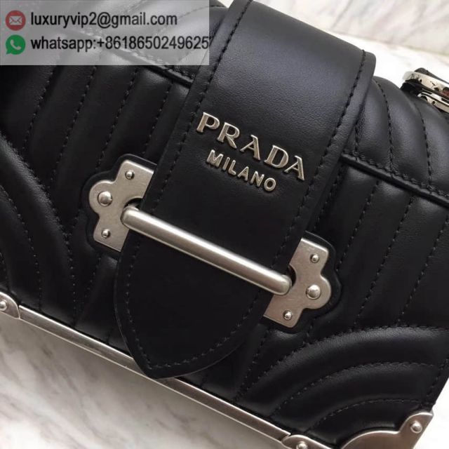 luxury deals: prada outlet