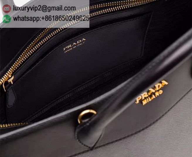 luxury deals: prada outlet