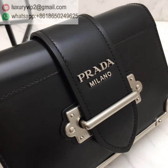 luxury deals: prada outlet