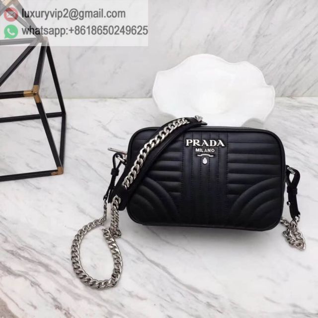 luxury deals: prada outlet