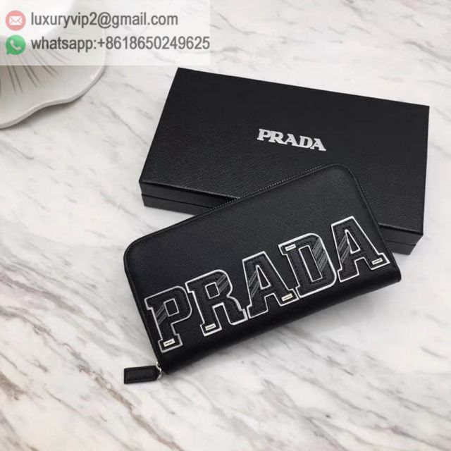 luxury deals: prada outlet