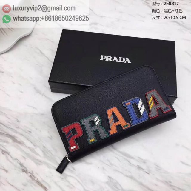 luxury deals: prada outlet