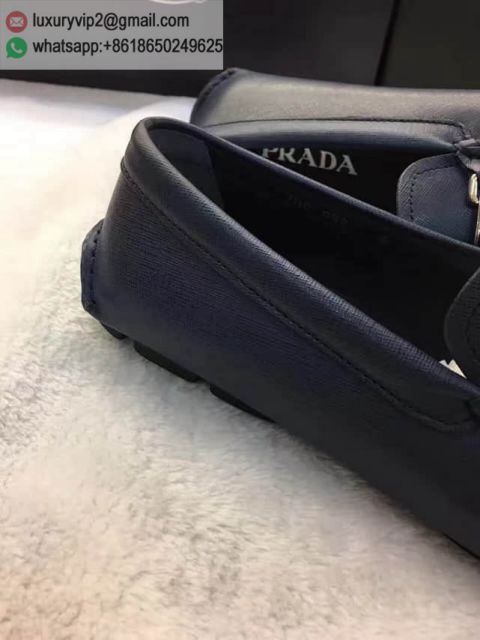 luxury deals: prada outlet