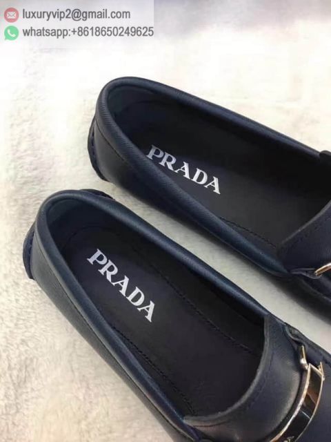 luxury deals: prada outlet