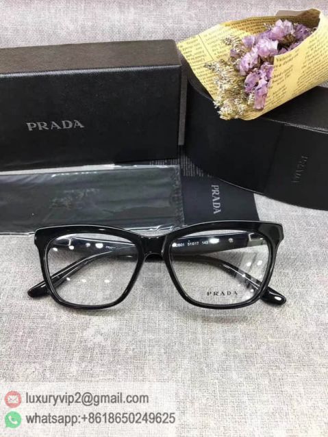 luxury deals: prada outlet