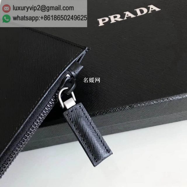 luxury deals: prada outlet