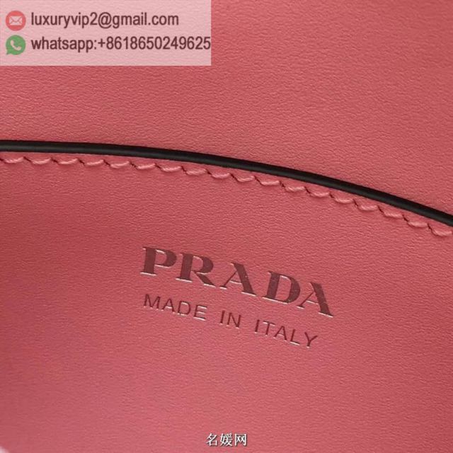 luxury deals: prada outlet