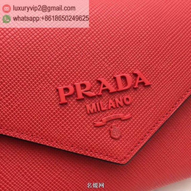 luxury deals: prada outlet