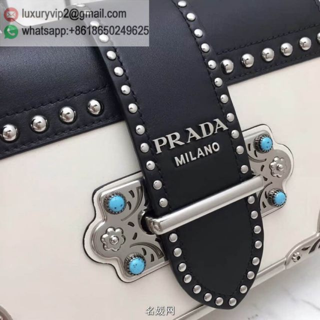 luxury deals: prada outlet