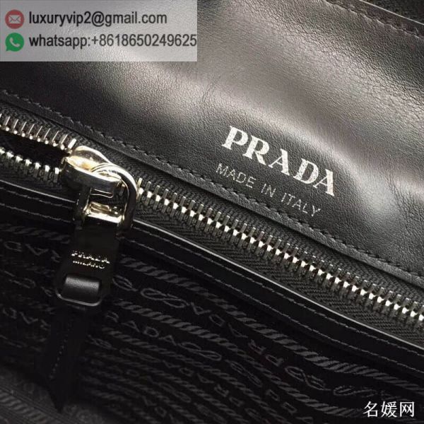 luxury deals: prada outlet