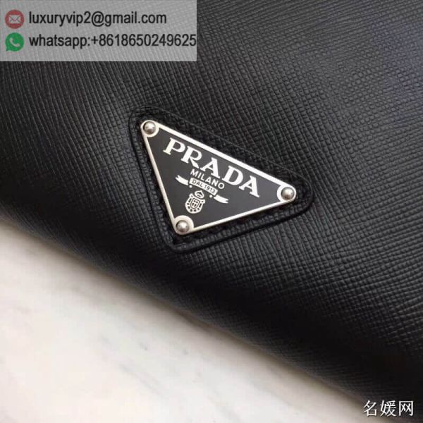 luxury deals: prada outlet