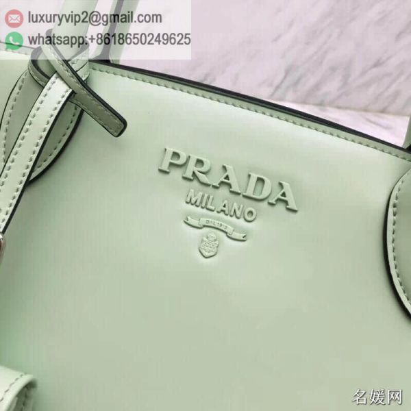 luxury deals: prada outlet