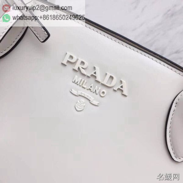 luxury deals: prada outlet