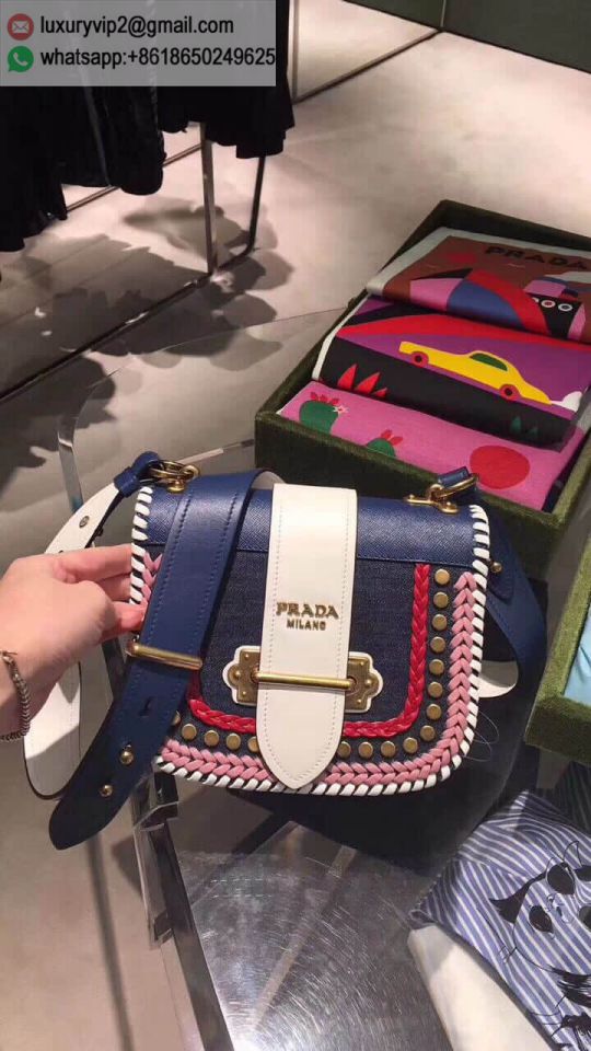 luxury deals: prada outlet