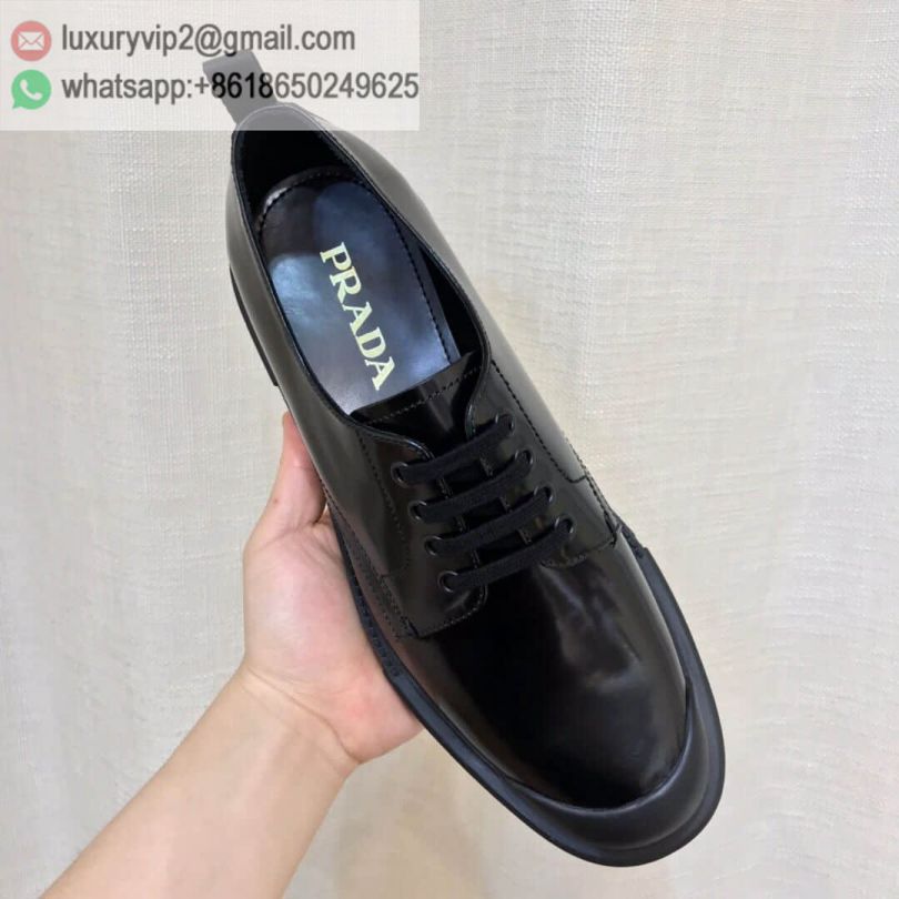 PRADA Black Men Leather Shoes