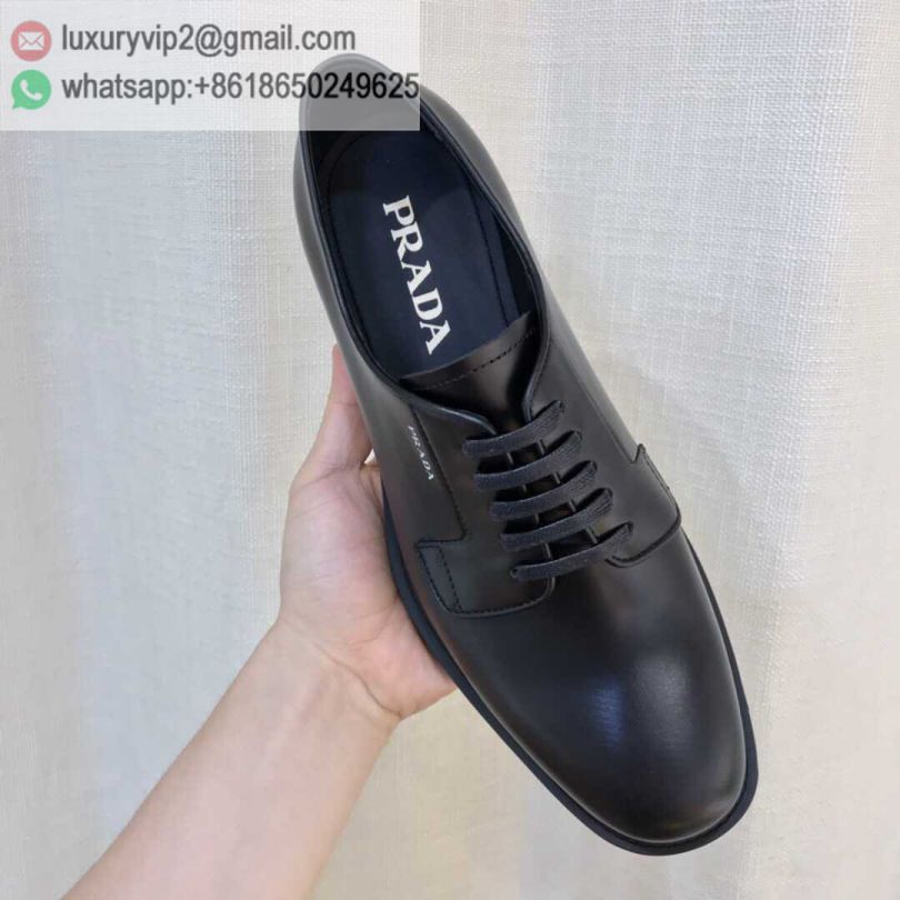 PRADA 19 Men Leather Shoes