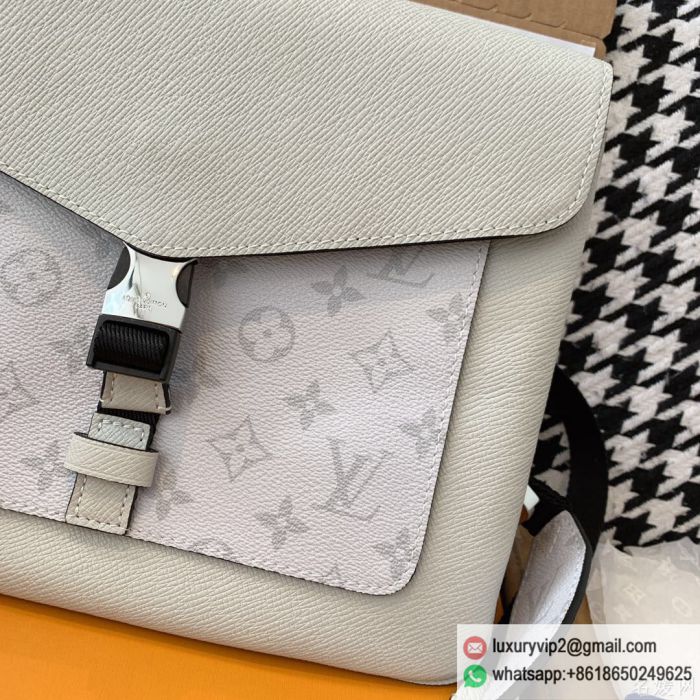 replica men louis vuitton bags