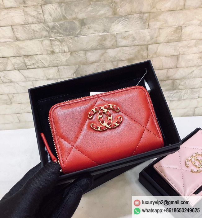 CC 19 Sheepskin Gold cc logo Zipper AP0949 Red Card Holders