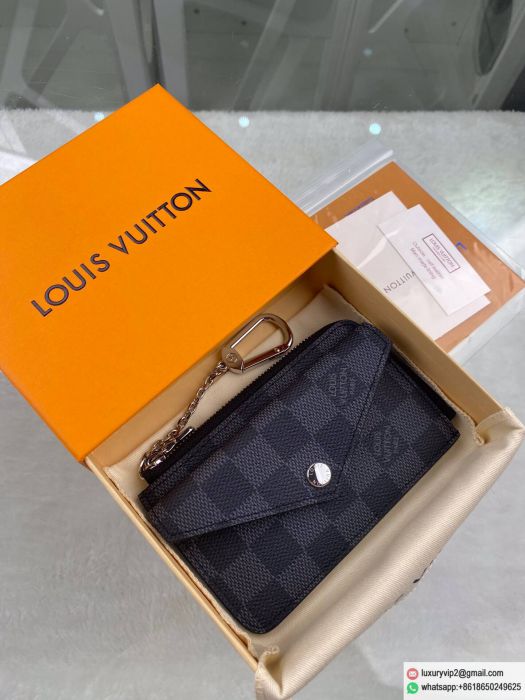 Louis Vuitton Recto Verso M69431 Card Holder