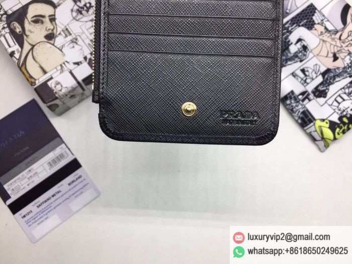 replica women prada bags