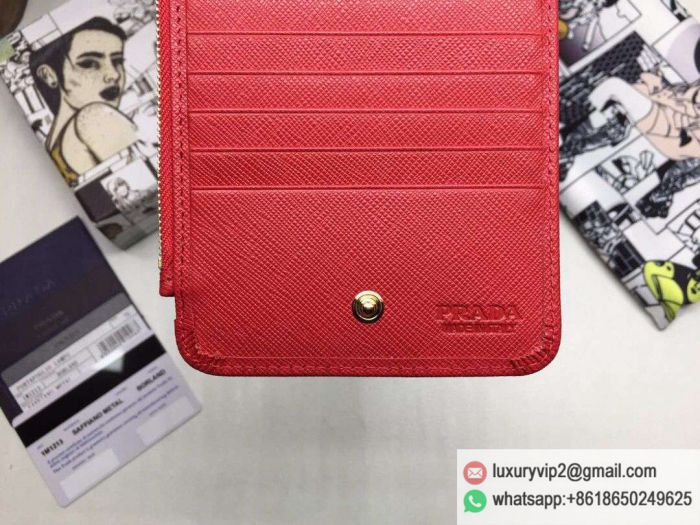 replica women prada bags