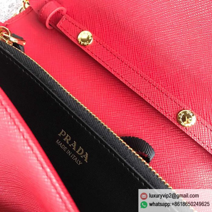 replica women prada bags