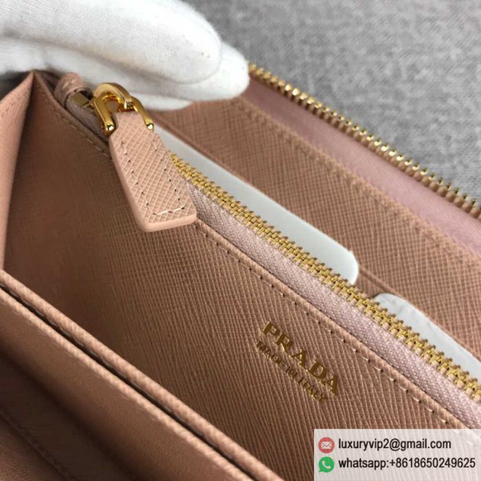 replica women prada bags