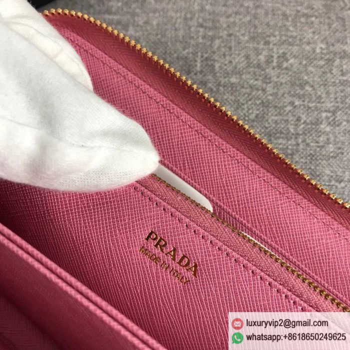 replica women prada bags